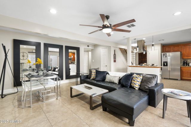 8570 E INDIAN SCHOOL Road D, Scottsdale, AZ 85251