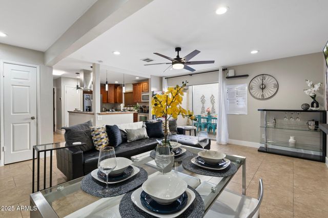 8570 E INDIAN SCHOOL Road D, Scottsdale, AZ 85251