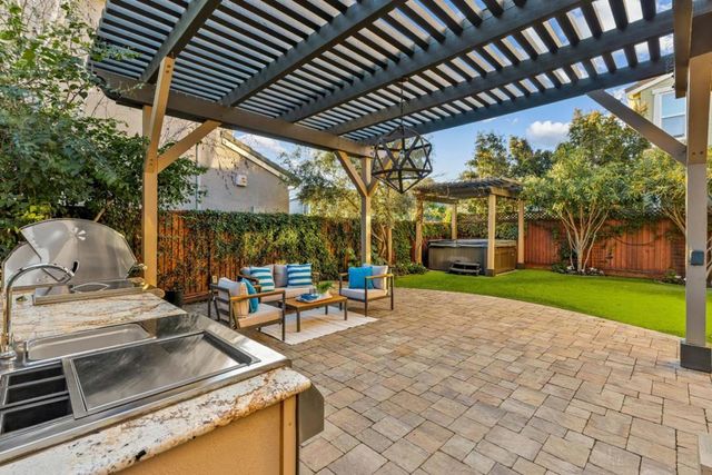 19421 Dougherty Avenue, Morgan Hill, CA 95037