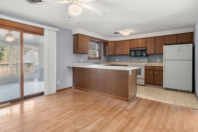 71 Richardson Ave, Norton, MA 02766