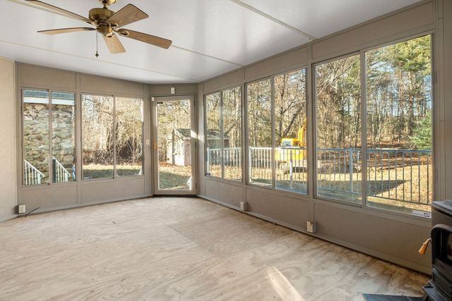 71 Richardson Ave, Norton, MA 02766