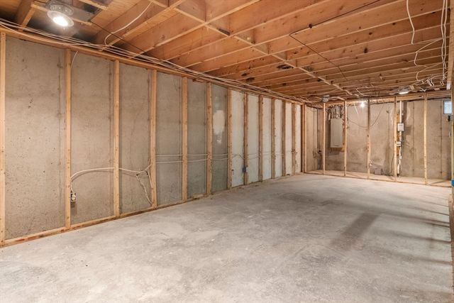 71 Richardson Ave, Norton, MA 02766