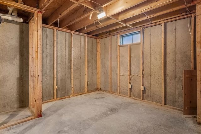 71 Richardson Ave, Norton, MA 02766