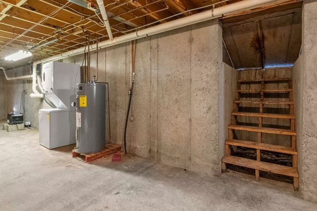 71 Richardson Ave, Norton, MA 02766