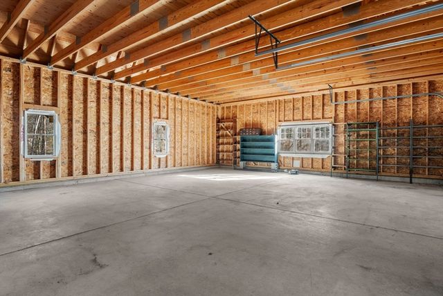 71 Richardson Ave, Norton, MA 02766