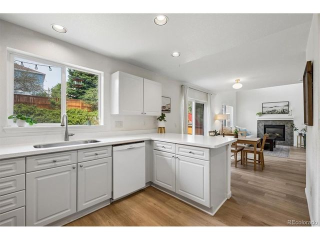 9659 Queenscliffe Dr, Highlands Ranch, CO 80130