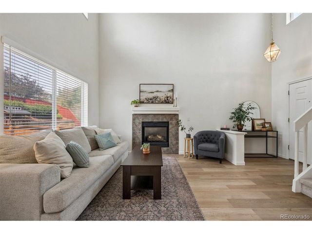 9659 Queenscliffe Dr, Highlands Ranch, CO 80130