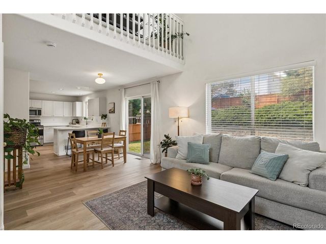 9659 Queenscliffe Dr, Highlands Ranch, CO 80130