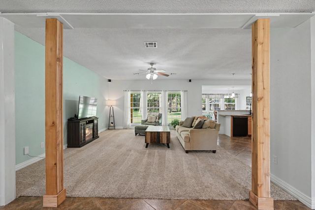 18644 Oak Shadow Circle, Conroe, TX 77302