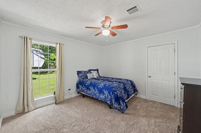 18644 Oak Shadow Circle, Conroe, TX 77302