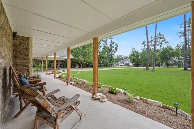 18644 Oak Shadow Circle, Conroe, TX 77302