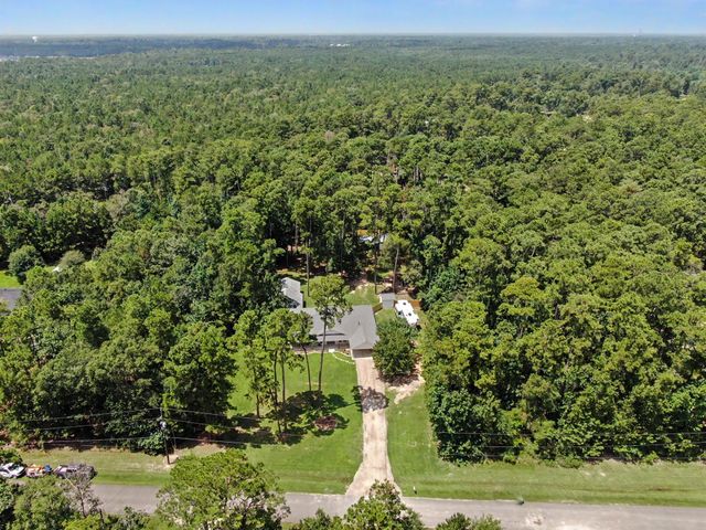18644 Oak Shadow Circle, Conroe, TX 77302