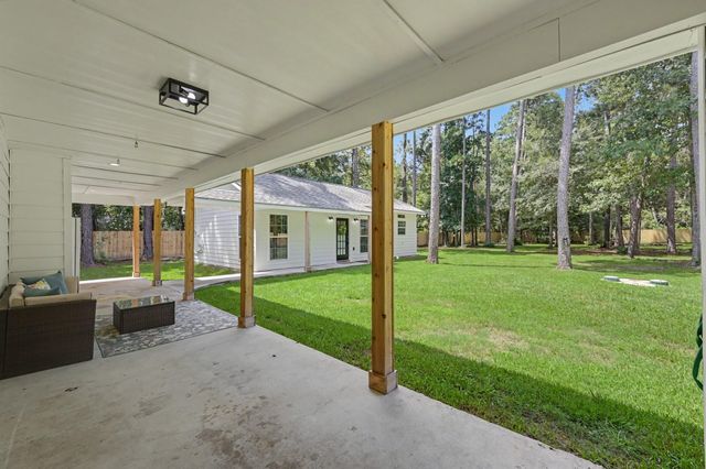 18644 Oak Shadow Circle, Conroe, TX 77302