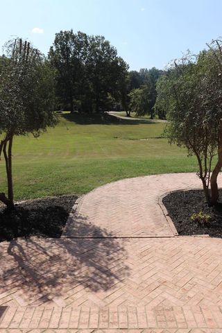 2121 Lakewood Drive, Piggott, AR 72454