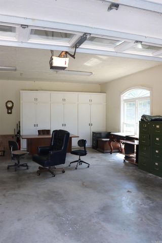 2121 Lakewood Drive, Piggott, AR 72454