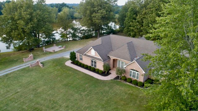 2121 Lakewood Drive, Piggott, AR 72454