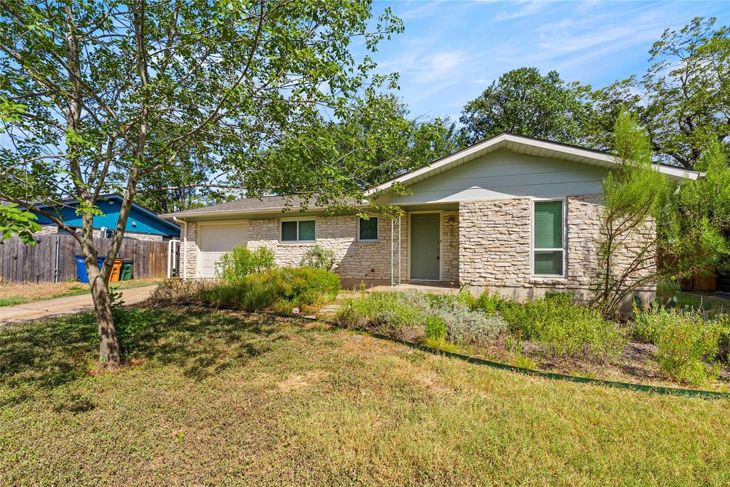 6805 Isabelle DR, Austin, TX 78752