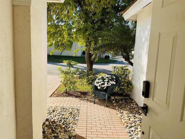 3339 SW 49th Street, Fort Lauderdale, FL 33312