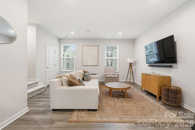 2409 Autumn Olive Lane, Matthews, NC 28104