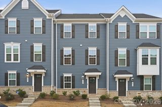 2409 Autumn Olive Lane, Matthews, NC 28104