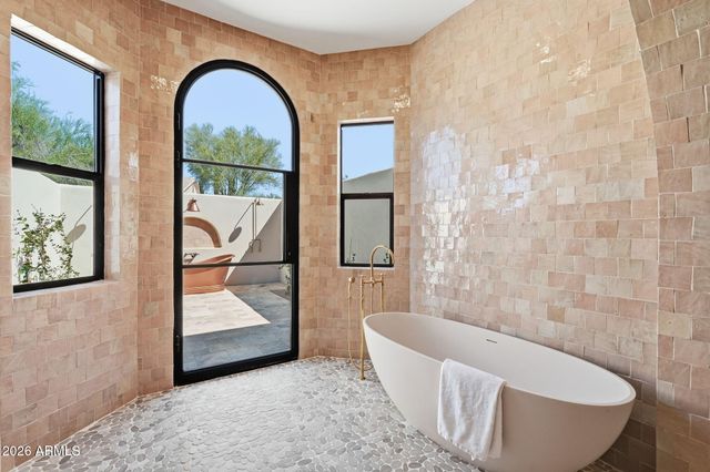 24218 N 87TH Street, Scottsdale, AZ 85255