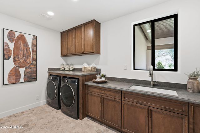 24218 N 87TH Street, Scottsdale, AZ 85255