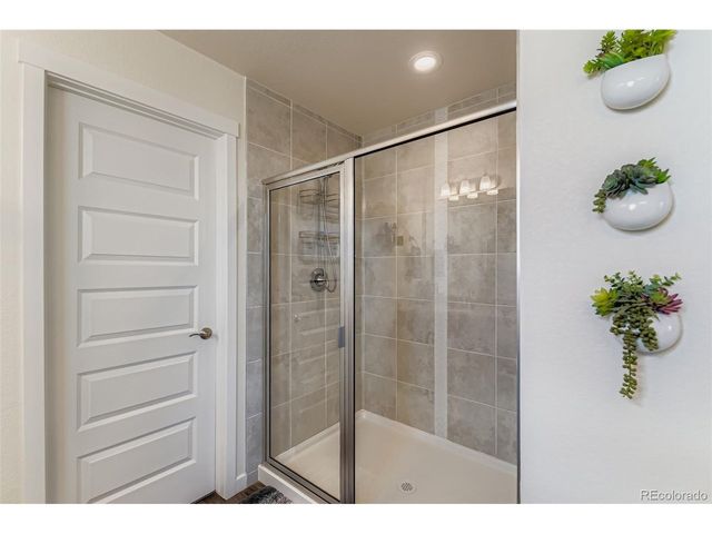 48 Chipeta Way, Lochbuie, CO 80603