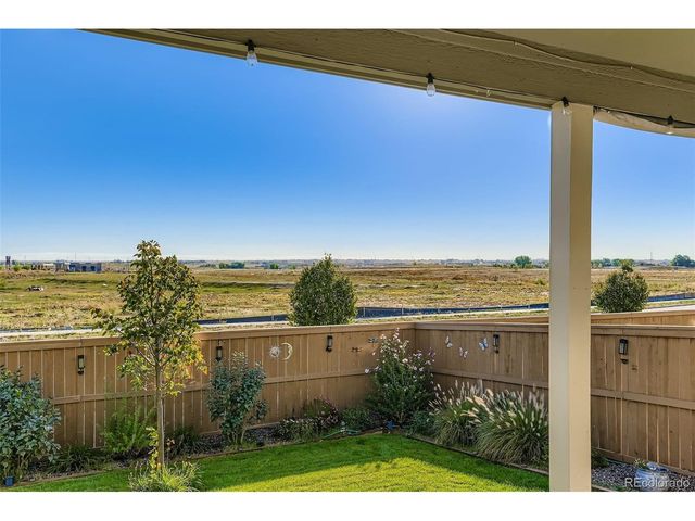 48 Chipeta Way, Lochbuie, CO 80603