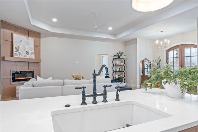 1 Barrow Circle, Bella Vista, AR 72715