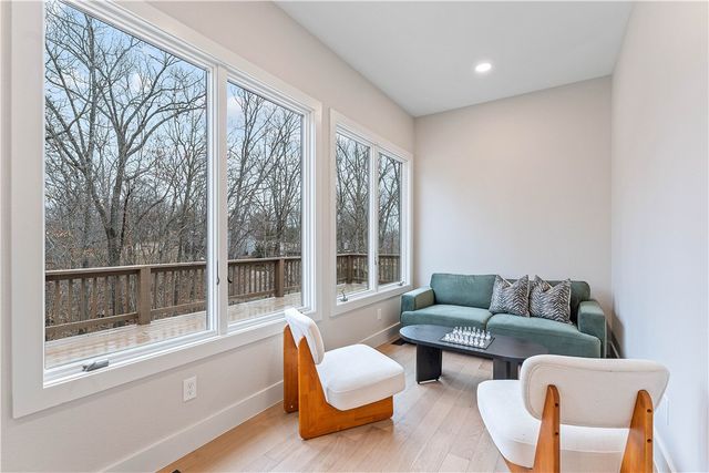 1 Barrow Circle, Bella Vista, AR 72715