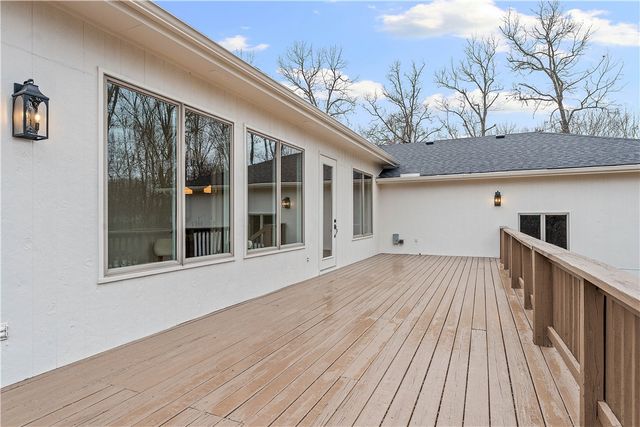 1 Barrow Circle, Bella Vista, AR 72715