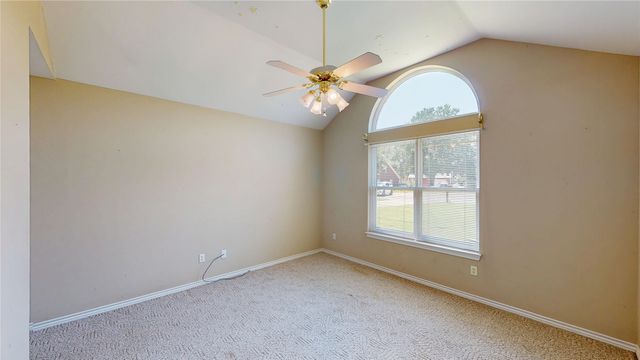 356 Copeland Circle, Chandler, TX 75758