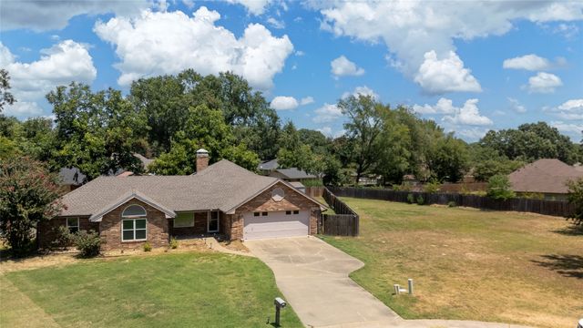 356 Copeland Circle, Chandler, TX 75758