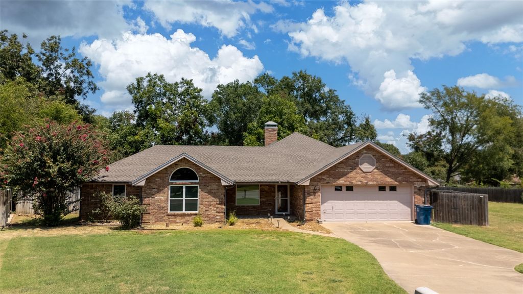 356 Copeland Circle, Chandler, TX 75758