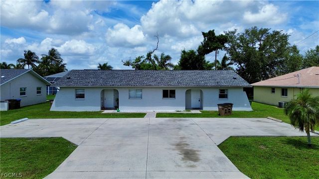 1718 SW Santa Barbara PL, Cape Coral, FL 33991