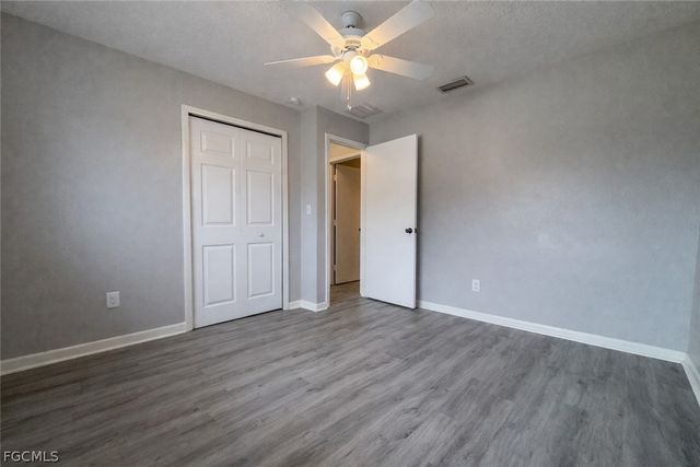 1718 SW Santa Barbara PL, Cape Coral, FL 33991