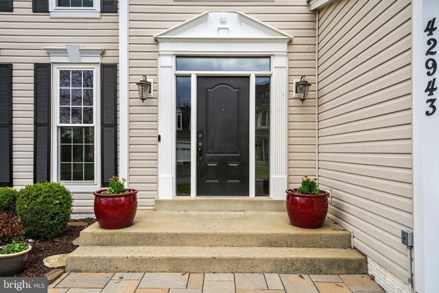 42943 GOTHAM WAY, Ashburn, VA 20147