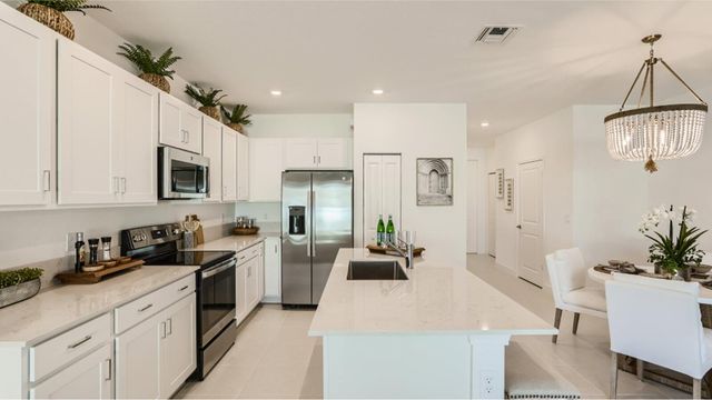 305 SE Crossoak Lane, Port St Lucie, FL 34984