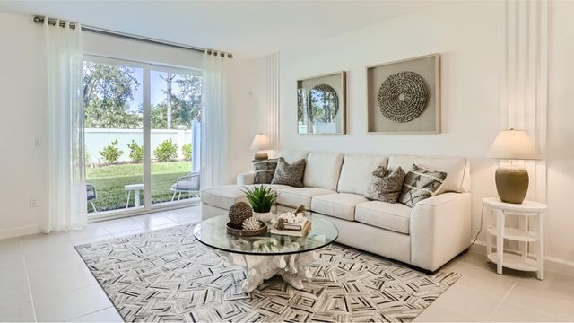 305 SE Crossoak Lane, Port St Lucie, FL 34984