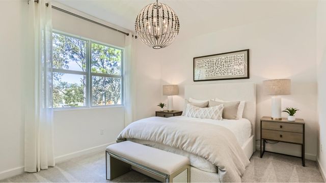 305 SE Crossoak Lane, Port St Lucie, FL 34984