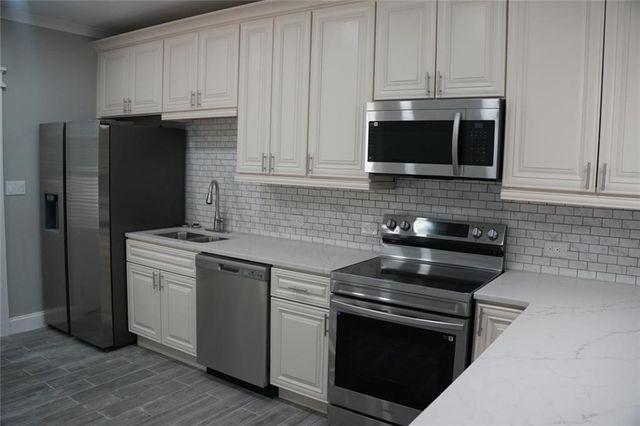 3800 Raiders Ridge Drive, Lithonia, GA 30038