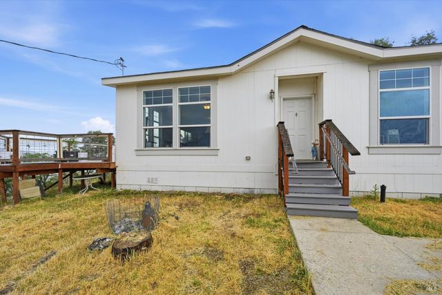 2950 Mira Vista Ln, Clearlake, CA 95422
