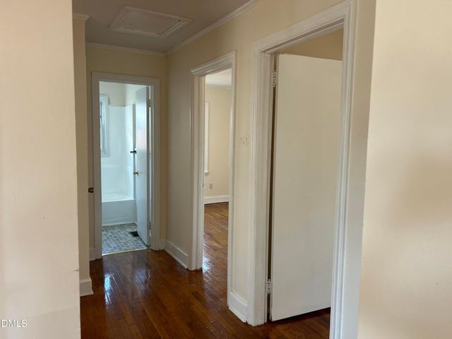 410 W Godwin Street, Dunn, NC 28334