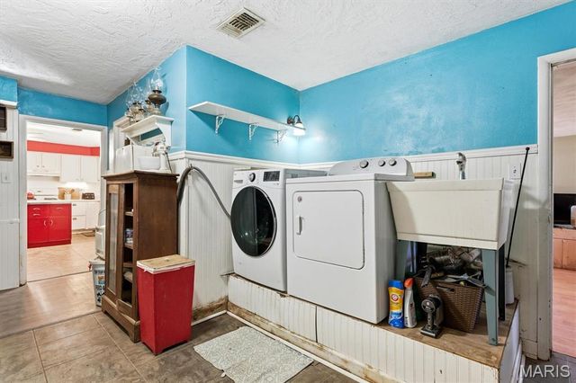 38 Lakeview Acres Drive, Collinsville, IL 62234