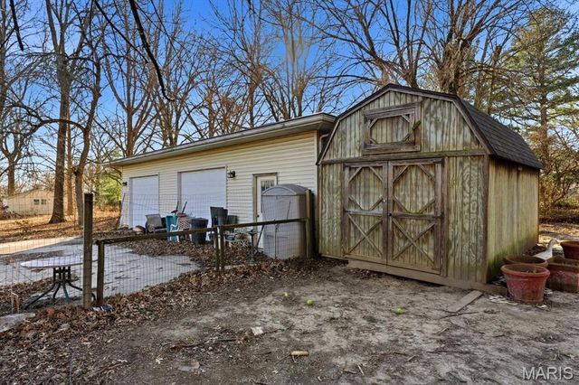 38 Lakeview Acres Drive, Collinsville, IL 62234