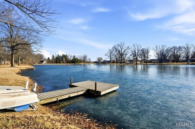 38 Lakeview Acres Drive, Collinsville, IL 62234