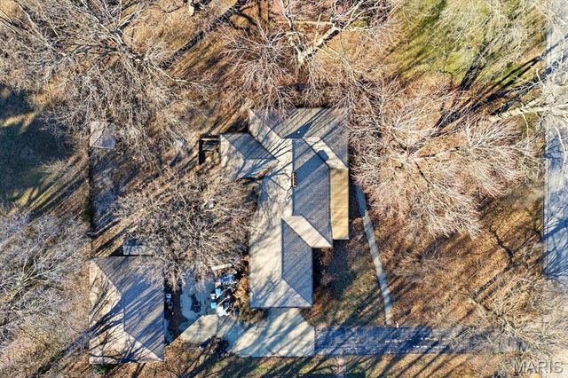 38 Lakeview Acres Drive, Collinsville, IL 62234