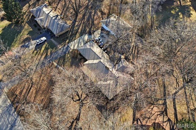 38 Lakeview Acres Drive, Collinsville, IL 62234