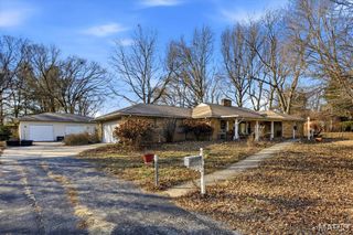 38 Lakeview Acres Drive, Collinsville, IL 62234