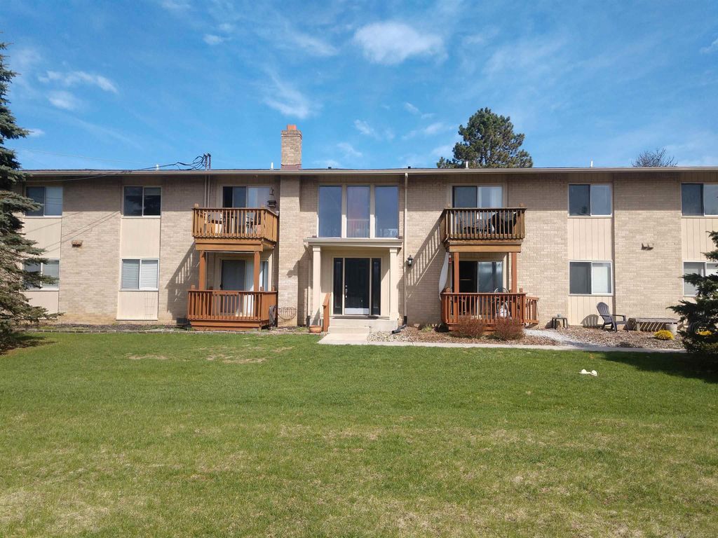 2911 Seymour Lake Road, Oxford Twp, MI 48371